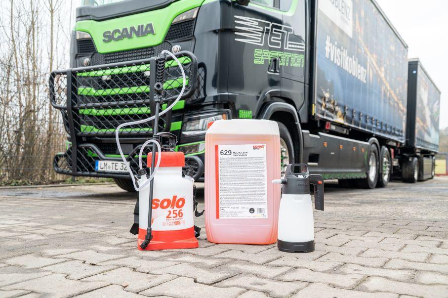 Der Sonax Power-Reiniger „Multi Clean Truck + Bus“ sorgt für gute Ergebnisse. (Foto: Sonax)