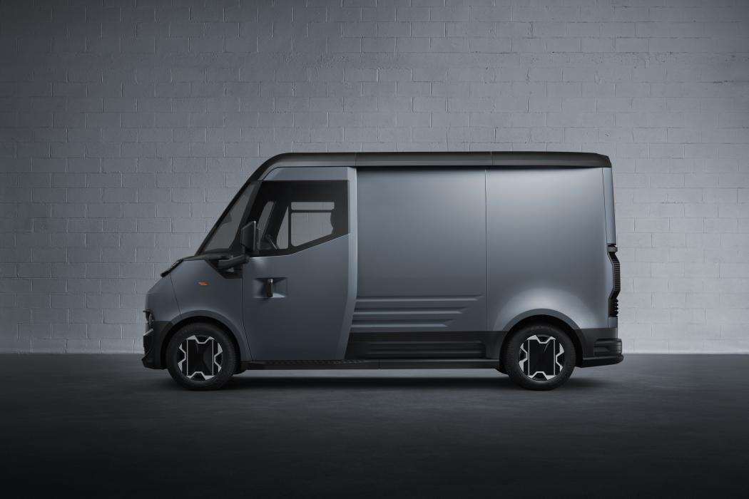 Der vollelektrische Flexis Profil Van Livraison: maßgeschneidert für urbane Lieferkonzepte und entwickelt auf der modularen Skateboard-Plattform. (Foto: Flexis)