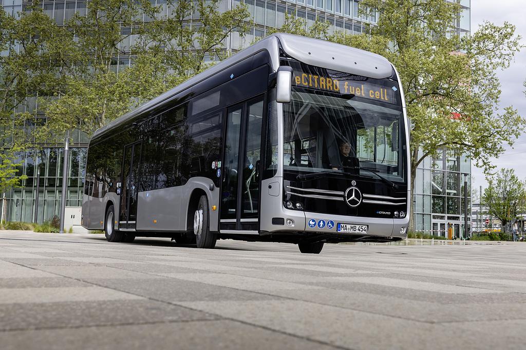 Mercedes-Benz eCitaro fuel cell mit vollelektrischem Antrieb. | Foto: Daimler Truck AG