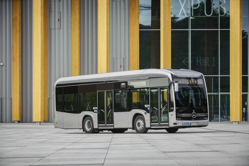 Der Mercedes-Benz eCitaro ist in zahlreichen europäischen Städten im Einsatz – verfügbar als Solo-, Kompakt- und Gelenkbus mit batterieelektrischem oder brennstoffzellenbasiertem Antrieb. | Foto: Daimler Truck