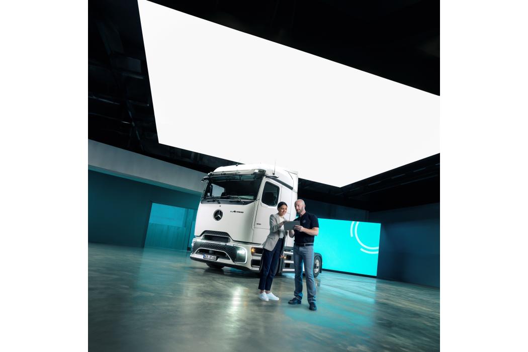 Transport Logistic 2025: Mercedes-Benz Trucks presents electrified logistics solutions. (Photo: Daimler Truck)
