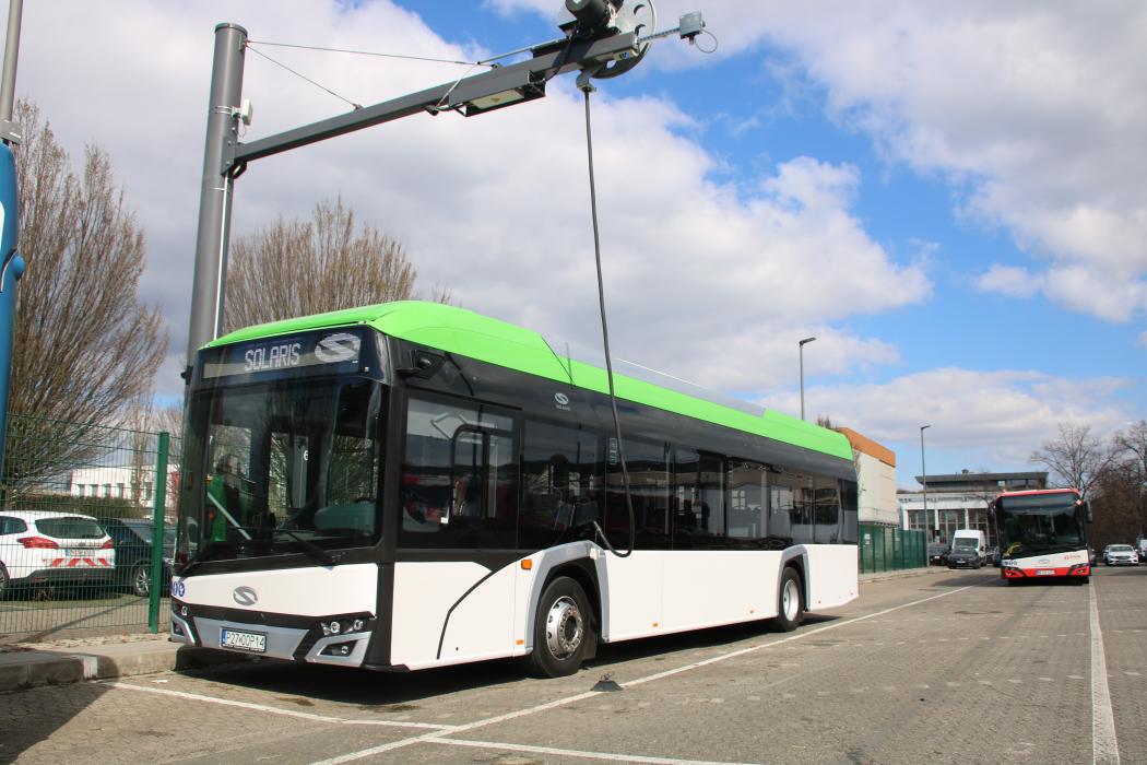 Wie lassen sich E-Busse sinnvoll fördern? Dieser Frage ging eine Studie u.a. von PwC nach. (Foto: Bünnagel)
