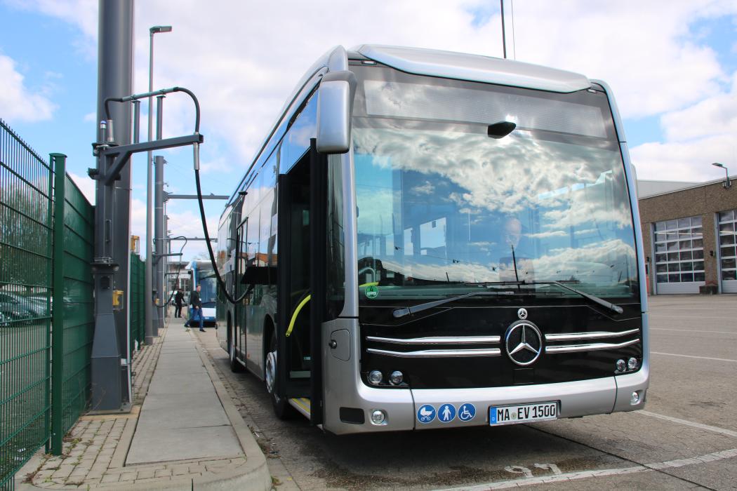 Der Mercedes-Benz eCitaro ist derzeit ein Absatzträger bei Daimler Buses. (Foto: Bünnagel)