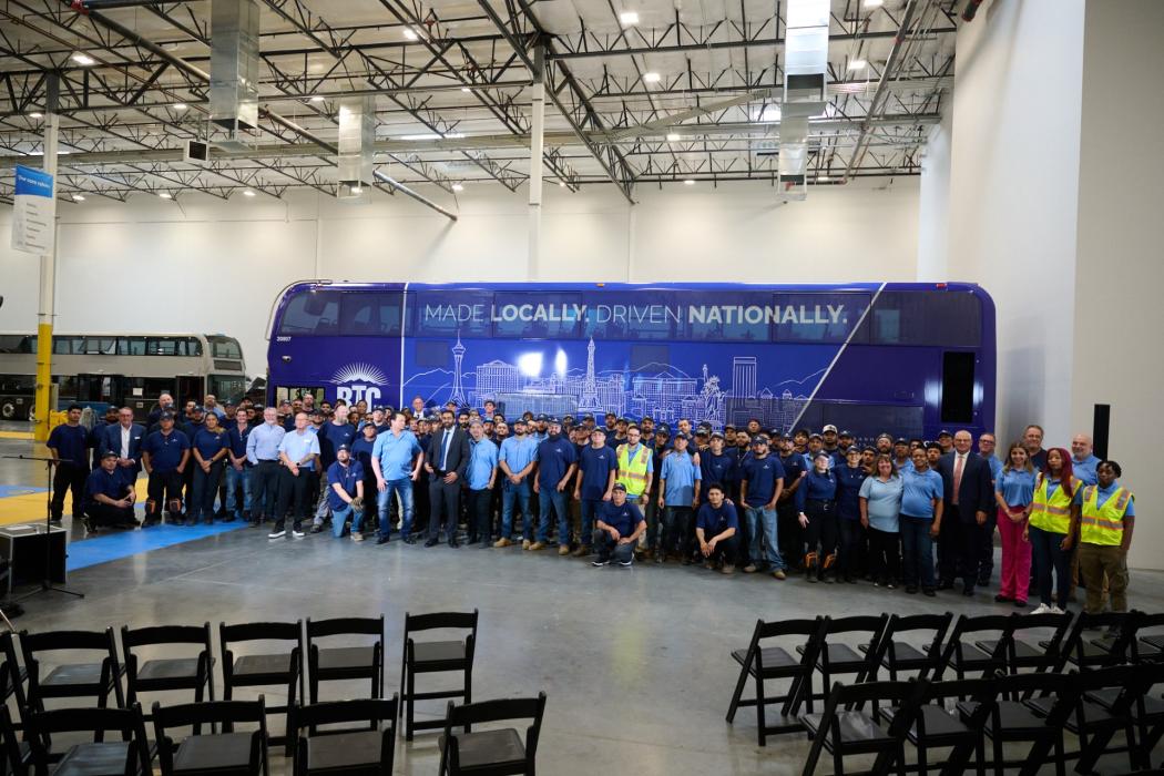 Im neuen Werk in Las Vegas gefertigte Enviro500-Doppeldeckerbusse verstärken die Flotte der Regional Transportation Commission of Southern Nevada. | Foto: Alexander Dennis