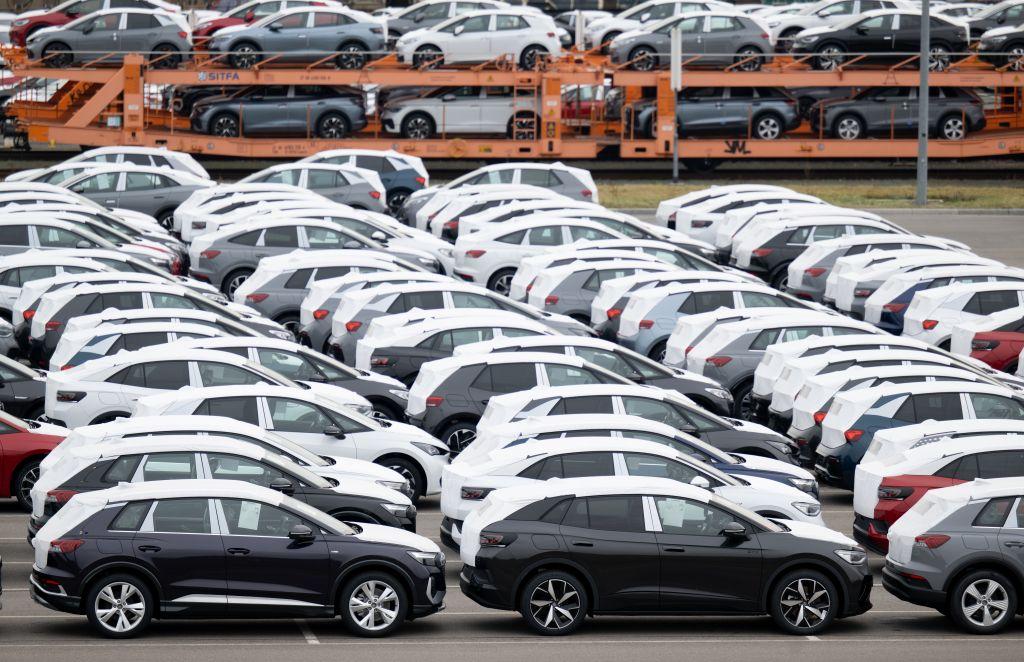 Da geht mehr: Deutsche Hersteller wie VW verkaufen deutlich mehr rein elektrische Fahrzeuge im ersten Quartal - und sollten auf den Preisdruck reagieren. | Foto: dpa/Hendrik Schmidt