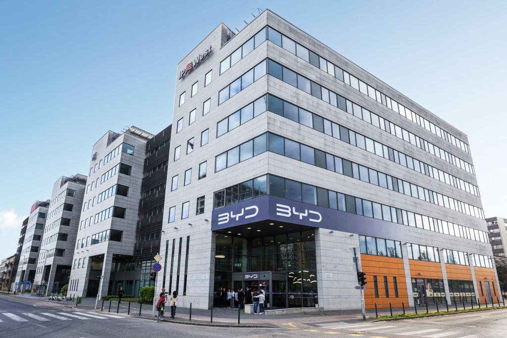 Der Autokonzern BYD treibt die Lokalisierung in Europa voran und schlägt in Budapest sein Hauptquartier auf sowie die F&amp;amp;E. | Foto: BYD