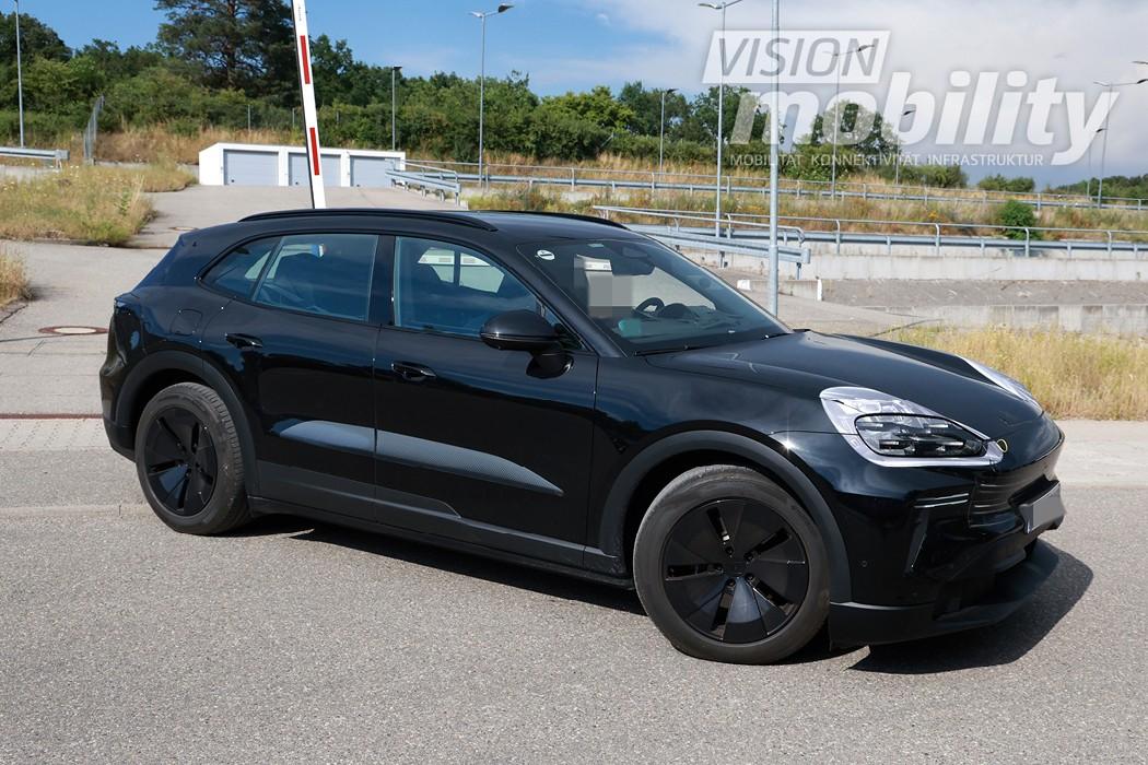 Mittlerweile hat der Porsche Cayenne fast alle Hüllen fallen lassen - was wir sehen, gefällt! | Foto: VM