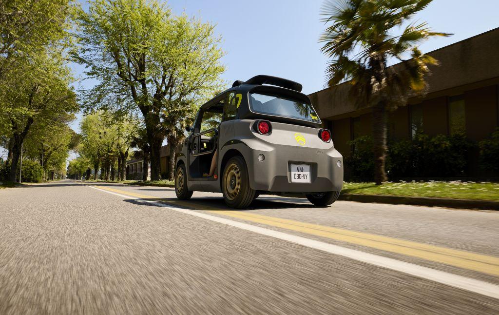 Der Ami kommt künftig auch als Buggy mit Stahlbügeln statt Türen. | Foto: Citroën 