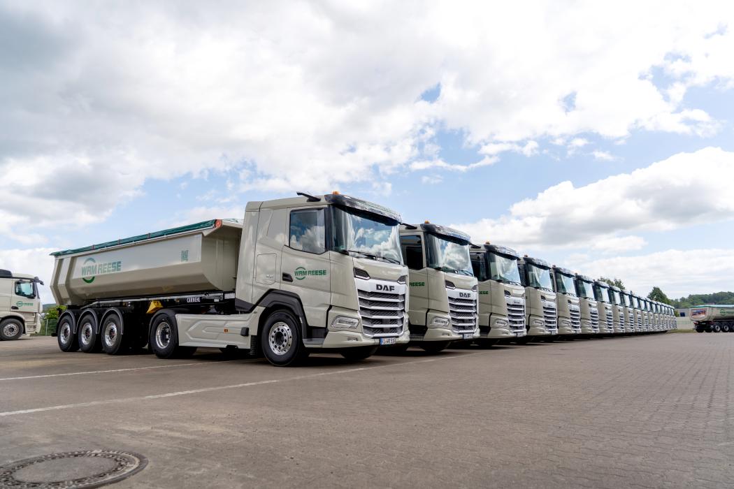 Für rund vier Millionen Euro modernisiert die WRM-Reese Gruppe ihren Fuhrpark. Die neuen Fahrzeuge stammen von Fricke Nutzfahrzeuge und kommen in ganz Norddeutschland zum Einsatz. (Foto: Fricke Nutzfahrzeuge)