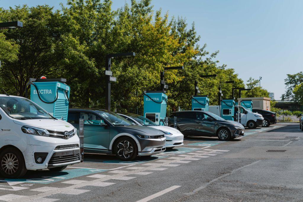 Mehr drin: Electra hat die 11.000 Ladepunkte aus der Spark Alliance in seine App integriert. | Foto: Electra