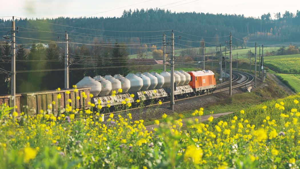 Die ÖBB Rail Cargo verlängert den bestehenden TransFER Salzburg–Augsburg einmal wöchentlich bis Ulm. Foto: ÖBB/Payr