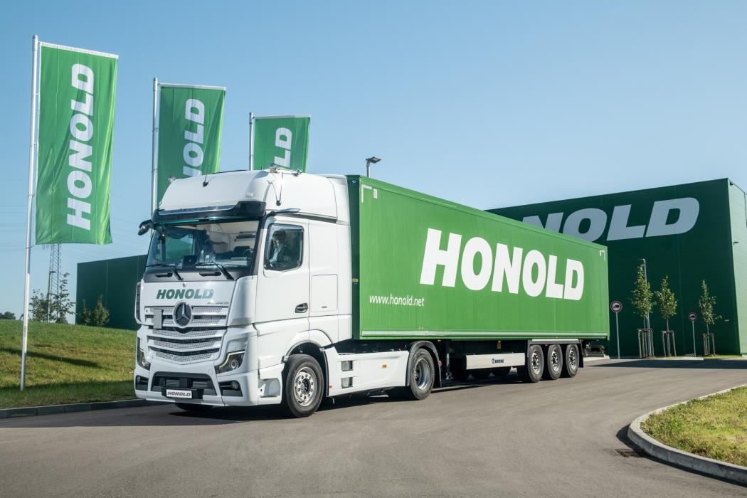 Ostdeutsche Reifenlogistik: Honold und Reifen Logistik Leibelt wollen als inhabergeführte Familienunternehmen ihre Kräfte bündeln, um das Rückgrat der Reifenlogistik in Deutschland zu stärken. Foto: Honold