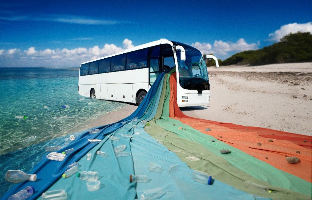 Der britische Textilhersteller Camira hat die ersten Innenraumtextilien für den Busbereich vorgestellt, die aus Meeresplastikabfällen hergestellt werden. (Foto: Camira)