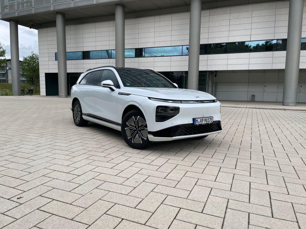 Der Xpeng G9 will partout kein Premium sein, was ihm aber nur teilweise gelingt...| Foto: J. Soller