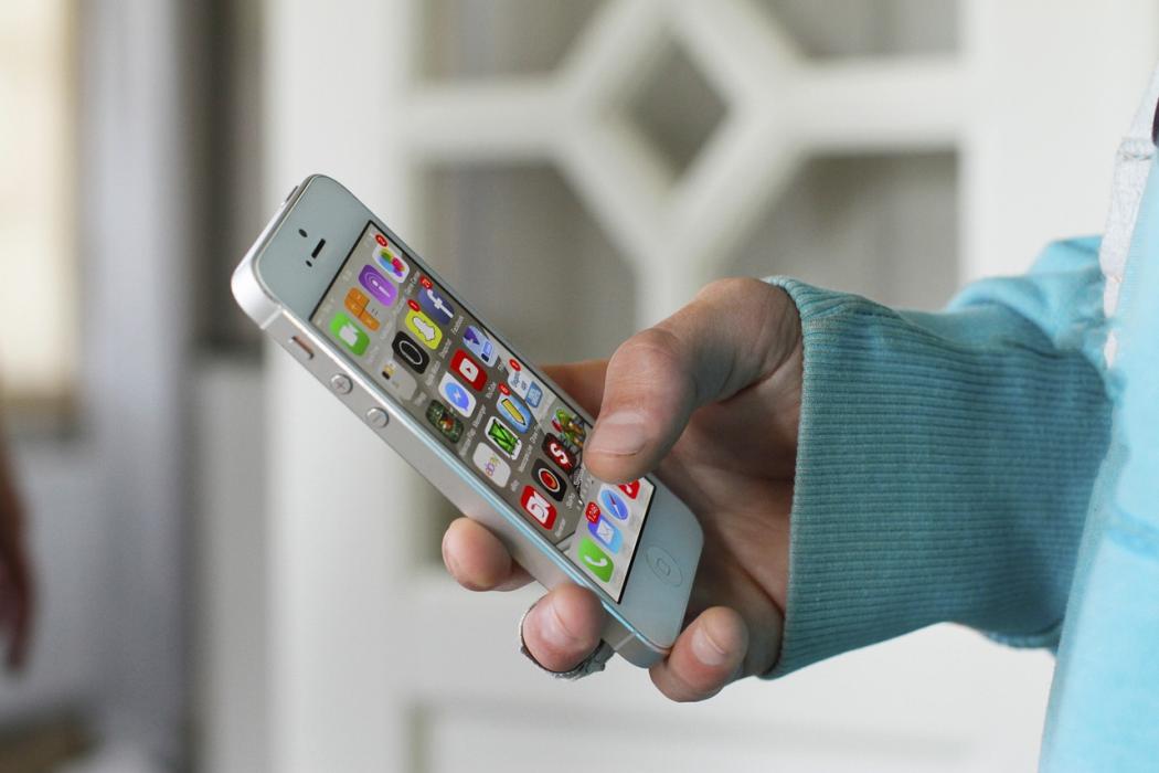Mit der i-Kfz-App will das Ministerium den Fahrzeugschein digitalisieren. Die Testphase beginnt am 28. April mit 2.500 Teilnehmenden.​​​​​​​ (Foto: Pixabay)