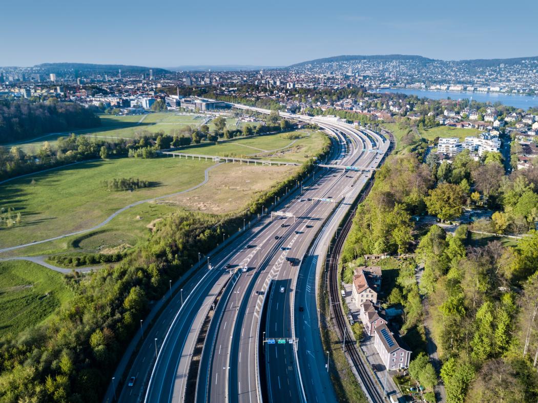 Moderne Erfassungstechnik ermöglicht eine lückenlose Dokumentation des Schwerverkehrs an Grenzübergängen und auf Schweizer Straßen. | Foto: Kapsch TrafficCom 