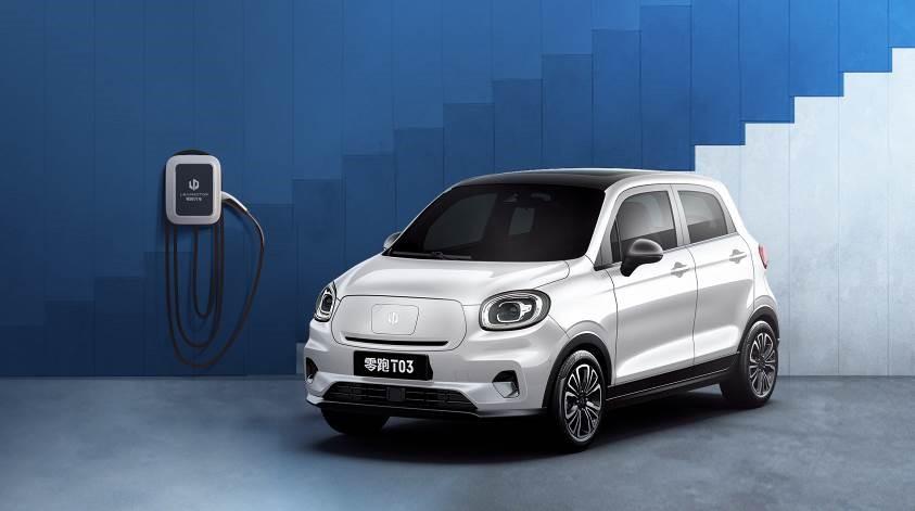 Stromer fürs Volk: Die Online-Plattform Carwow fordert stärkere Förderung günstiger Elektromodelle, von denen es zudem noch zu wenige gibt, wie etwa den Leapmotor T03, den es mittlerweile in Deutschland über das Stellantis-Netzwerk unter 20.000 Euro zu kaufen gibt. | Foto: Leapmotor