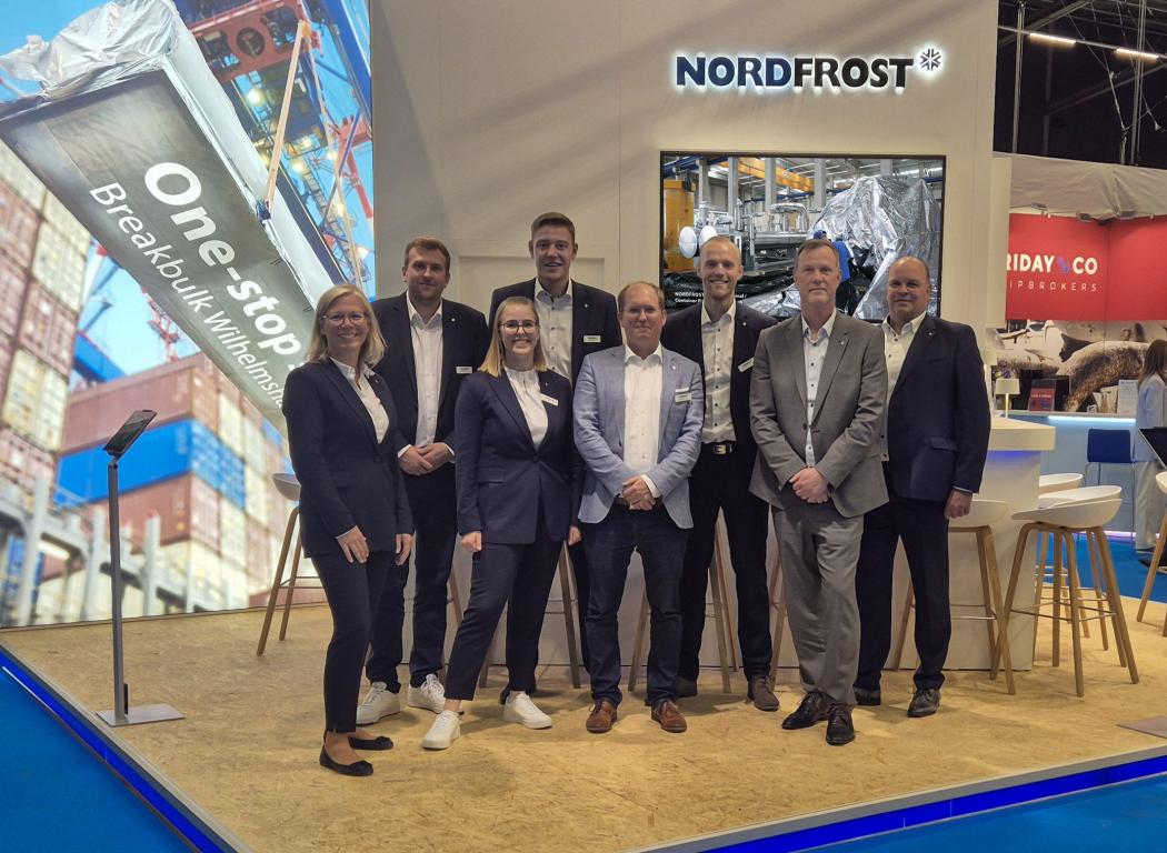 Das Nordfrost-Team rund um Geschäftsführer Philipp Brandstrup auf der diesjährigen Breakbulk Europe. (Foto: Nordfrost)