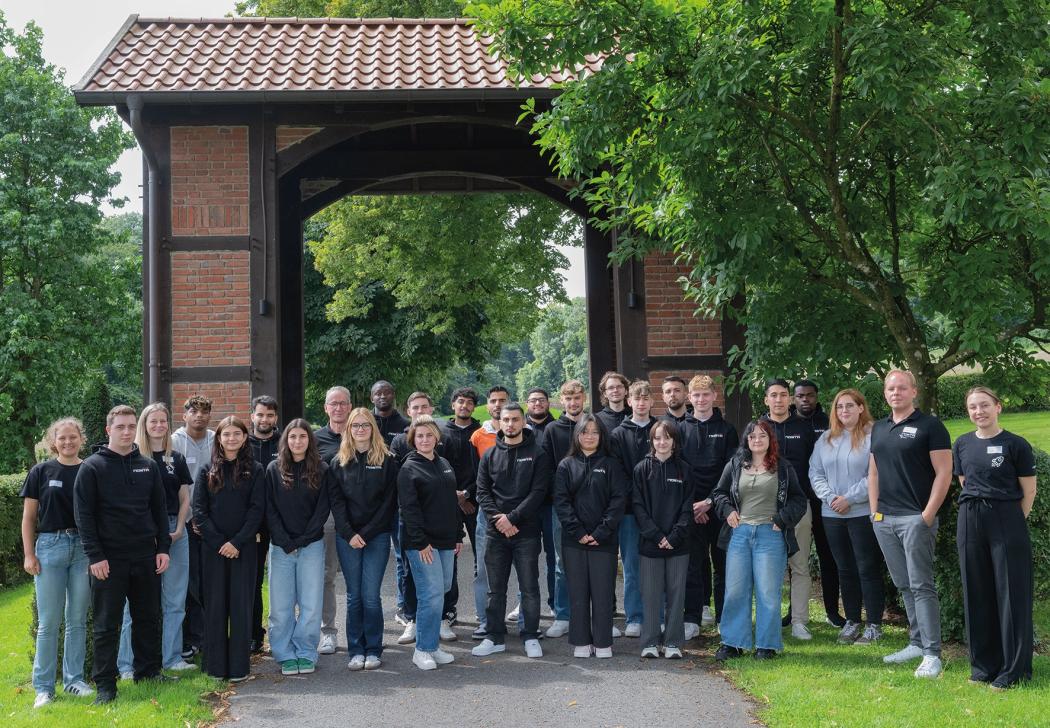 Ausbildungsstart 2025: Die Nosta Group heißt 26 neue Auszubildende im Rahmen eines Onboarding-Programms willkommen. Foto: Nosta Group