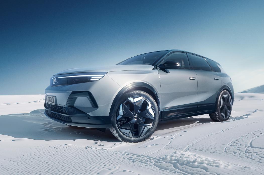 Mehr Grip und Performance: Der Opel Grandland AWD ist das erste vollelektrische Allradmodell und zugleich Topmodell der Marke. | Foto: Opel