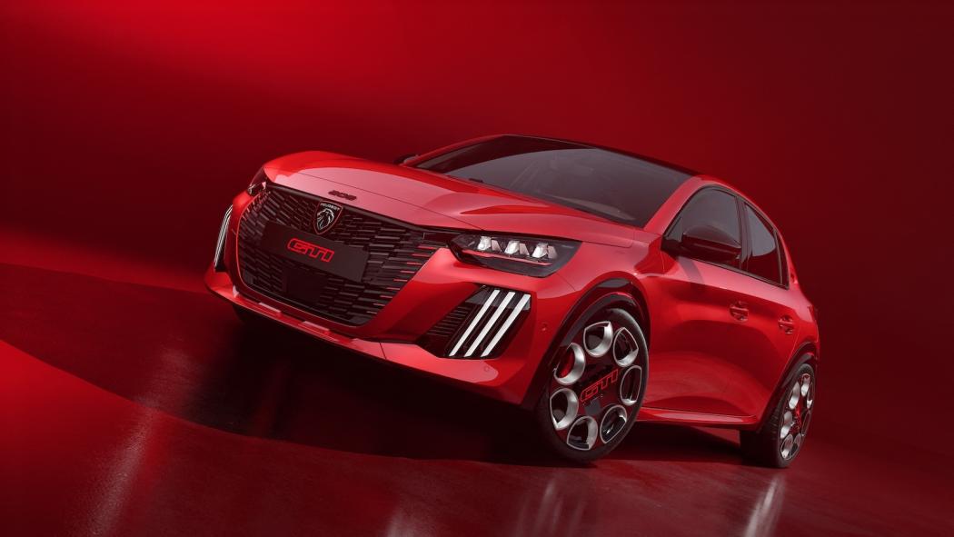 Retro in Rot: Der GTi kommt zurück, natürlich als Stromer, mit kräftigerem Antrieb und verbreitertem Fahrwerk.| Foto: Peugeot