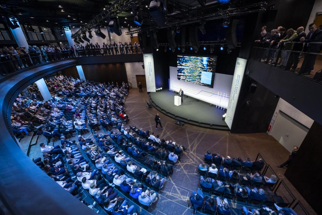 Das 37. IVU-Anwenderforum bot nationalen und internationalen Gästen die Möglichkeit, sich über die neuesten Entwicklungen im Öffentlichen Verkehr zu informieren. (Foto: IVU/Bernd Brundert)