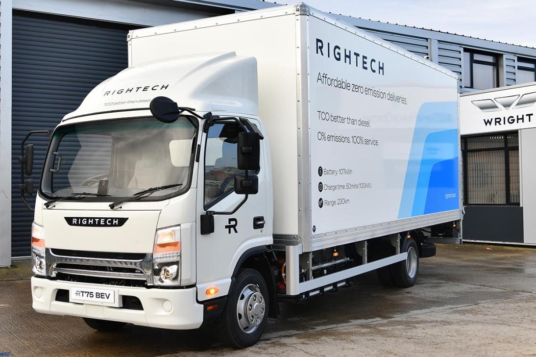 Unter Strom: Der Rightech E-Truck soll dank Service-Support von Ferronordic auch hierzulande Strom geben. | Foto: Wrightbus