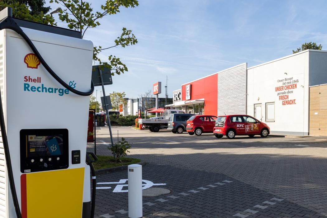 DCS integriert auch die Shell Recharge Lader in sein Netzwerk. | Foto: Shell Recharge