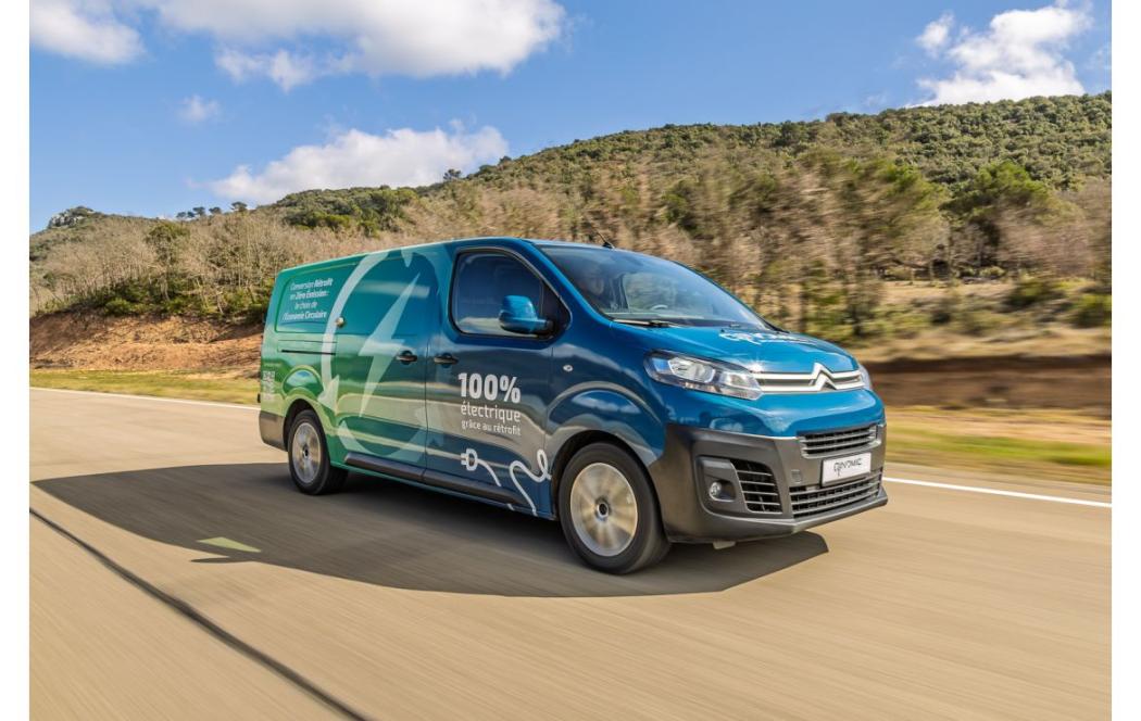 Aus alt mach neu: Per Umrüstung wird aus Diesel-Vans ein Stromer - und zwar mit Garantie und im offiziellen Stellantis-Programm. | Foto: Stellantis