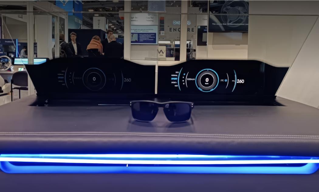 Innovative Fahrzeugverglasung im Messefokus: Exponate von AGC Automotive Europe auf der IAA 2025. | Foto: AGC Automotive