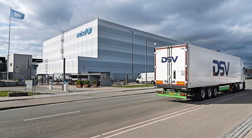 Mit mehr kostenlosen Luftfrachtflügen will DSV mit dazu beitragen, Kinder in Krisengebieten schneller mit lebenswichtigen Hilfsgütern zu versorgen. (Foto: DSV)