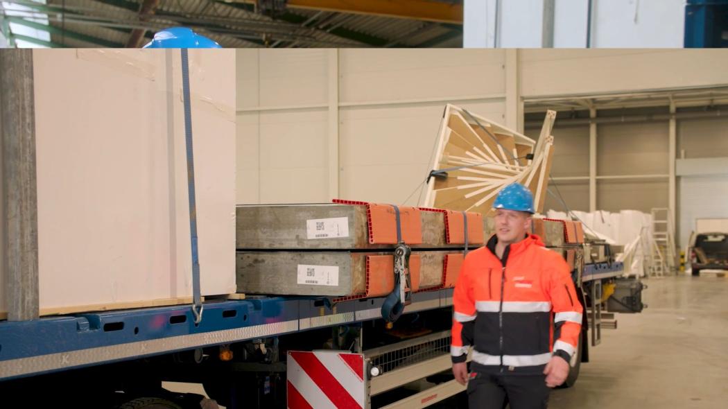 Die an Van der Werff Logistics gelieferten Schwerlastplattformen sind laut Herstellerangaben auf maximale Einsatzflexibilität und den Transport schwerer, langer und flacher Ladungen ausgelegt. (Foto: Kässbohrer)