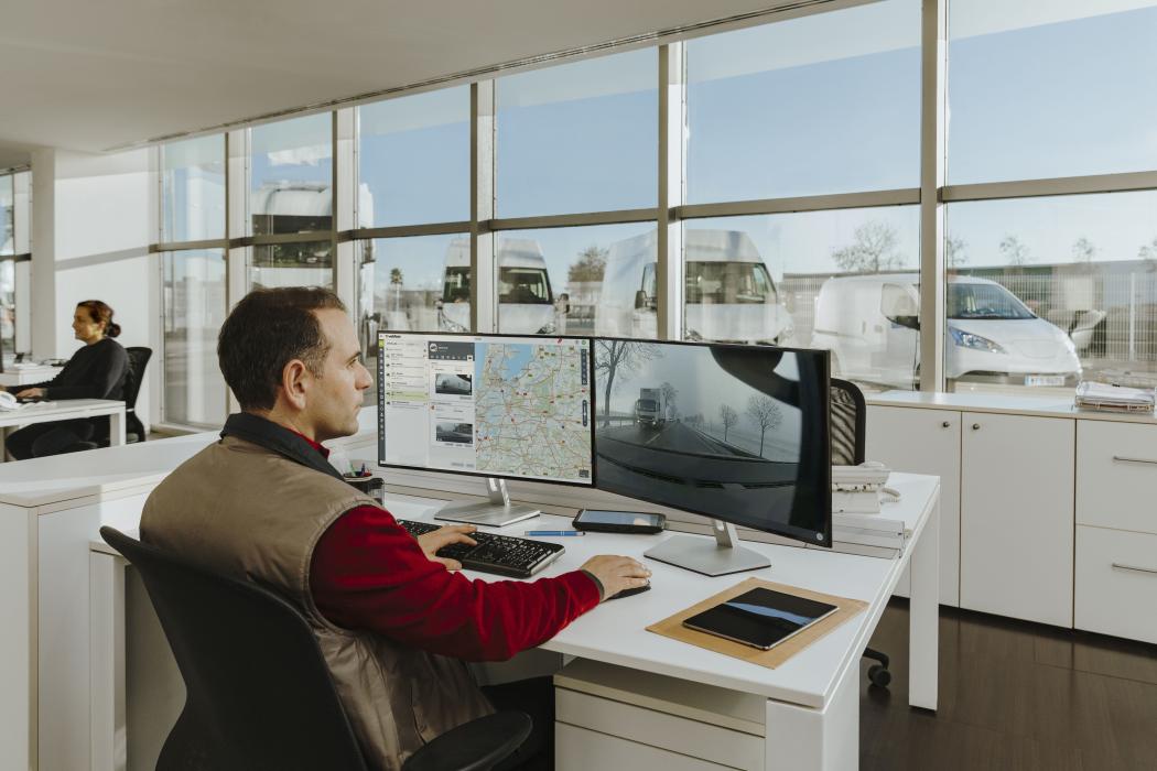 Die weiterentwickelte Lösung Webfleet Video 2.0 soll Fuhrparks sicherer machen und die Einhaltung der örtlichen Vorschriften durch Echtzeit-Videoeinblicke verbessern. Foto: Webfleet