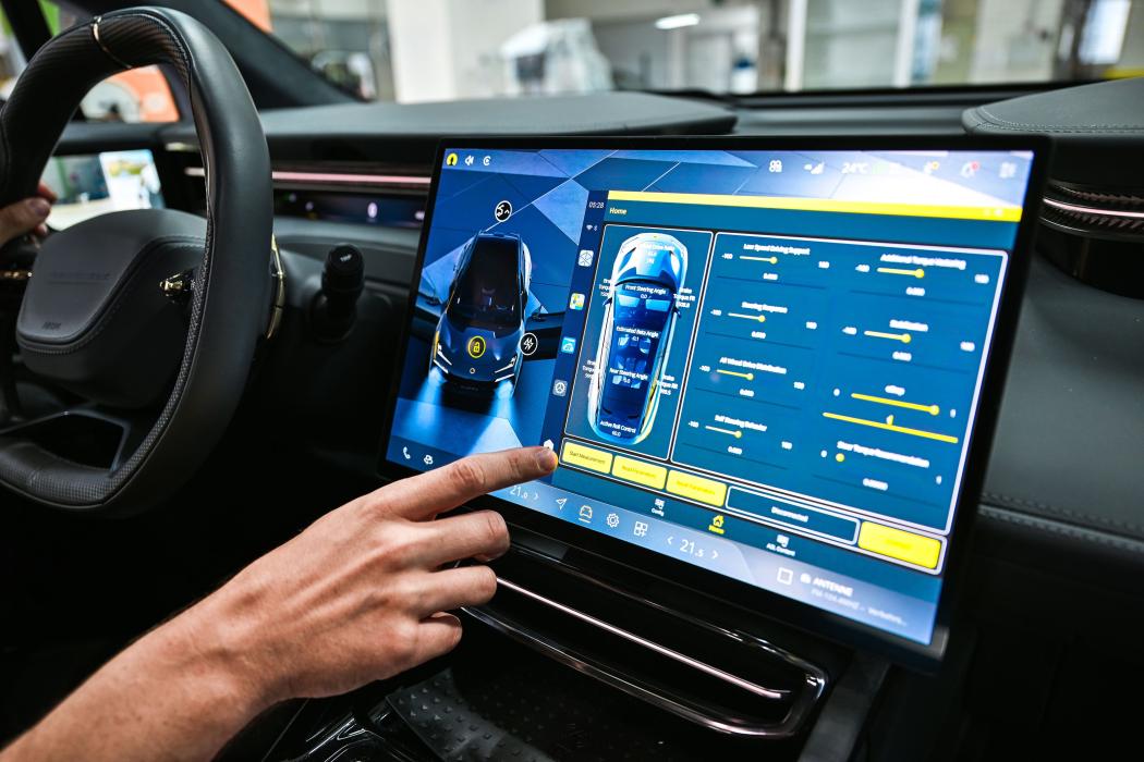 Gut getunt ist halb gefahren: Mit dem cubiX Tuner lassen sich Fahrwerkseinstellungen mit ein paar Klicks vornehmen. | Foto: ZF