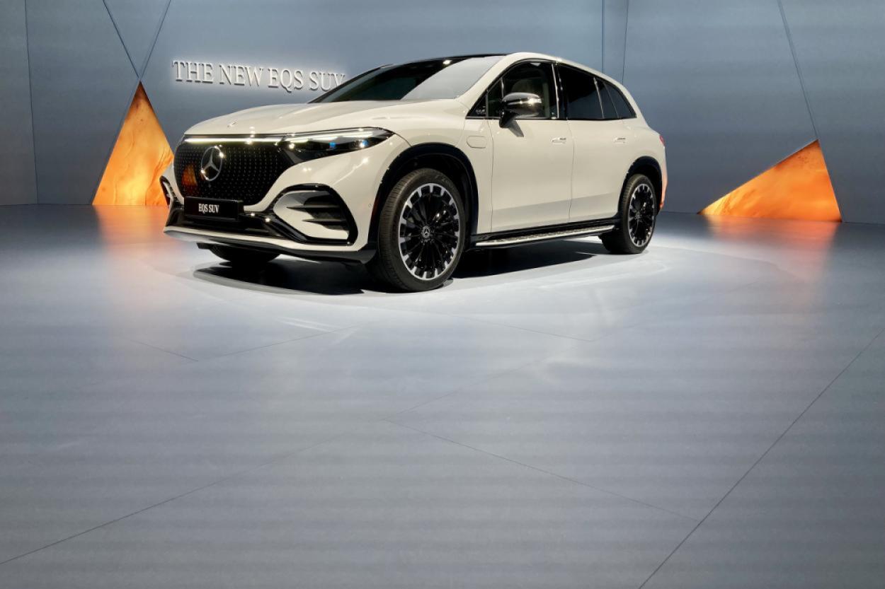Mercedes-Benz EQS SUV: Neuer Topstromer, optional mit drei Sitzreihen! | Foto: G.Soller